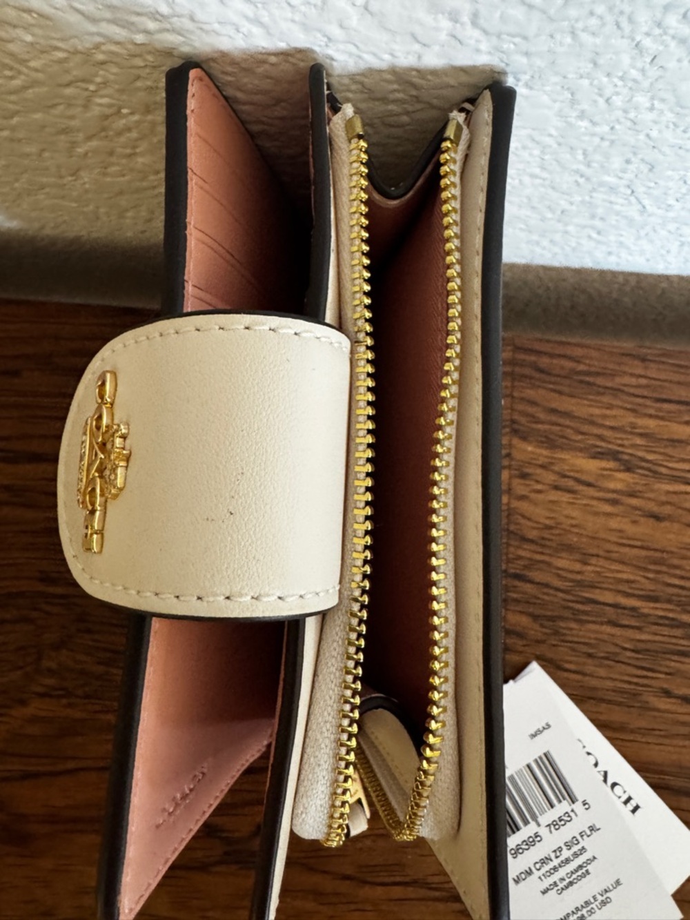 NWT Coach Signature Floral Corner Zip Wallet - Picture 6 of 7